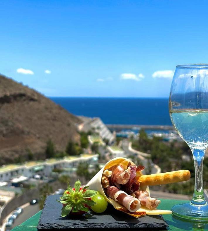 Apartahotel para 3 personas, con piscina además de vistas y balcón en Puerto Rico (Gran Canaria)