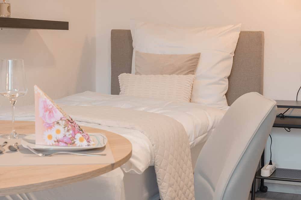 Appartamento intero, Zentral nah Mhh Terrasse Komfort - 1-Zimmer-Apartment Boxspringbett, Schlafsofa in Buchholz-Kleefeld, Hannover