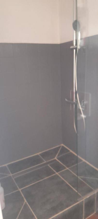 Location de vacances pour 4 personnes, avec vue ainsi que jardin et terrasse à Vendenesse-lès-Charolles - 2