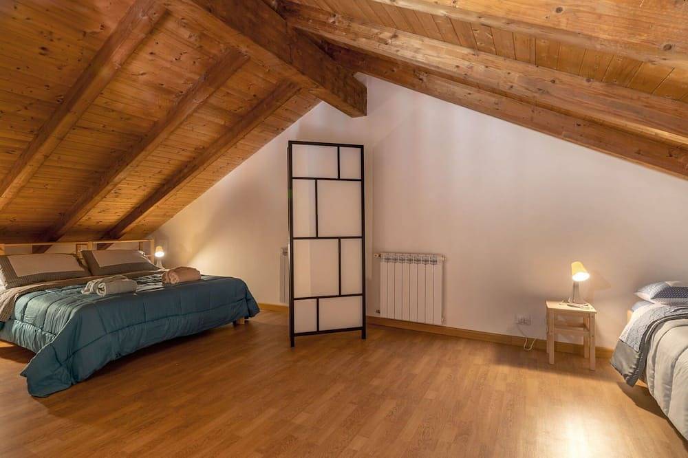Maravillosa casa de vacaciones privada para 6 personas con Wifi, Tv, terraza y mascotas permitida in Zafferana Etnea, Etna