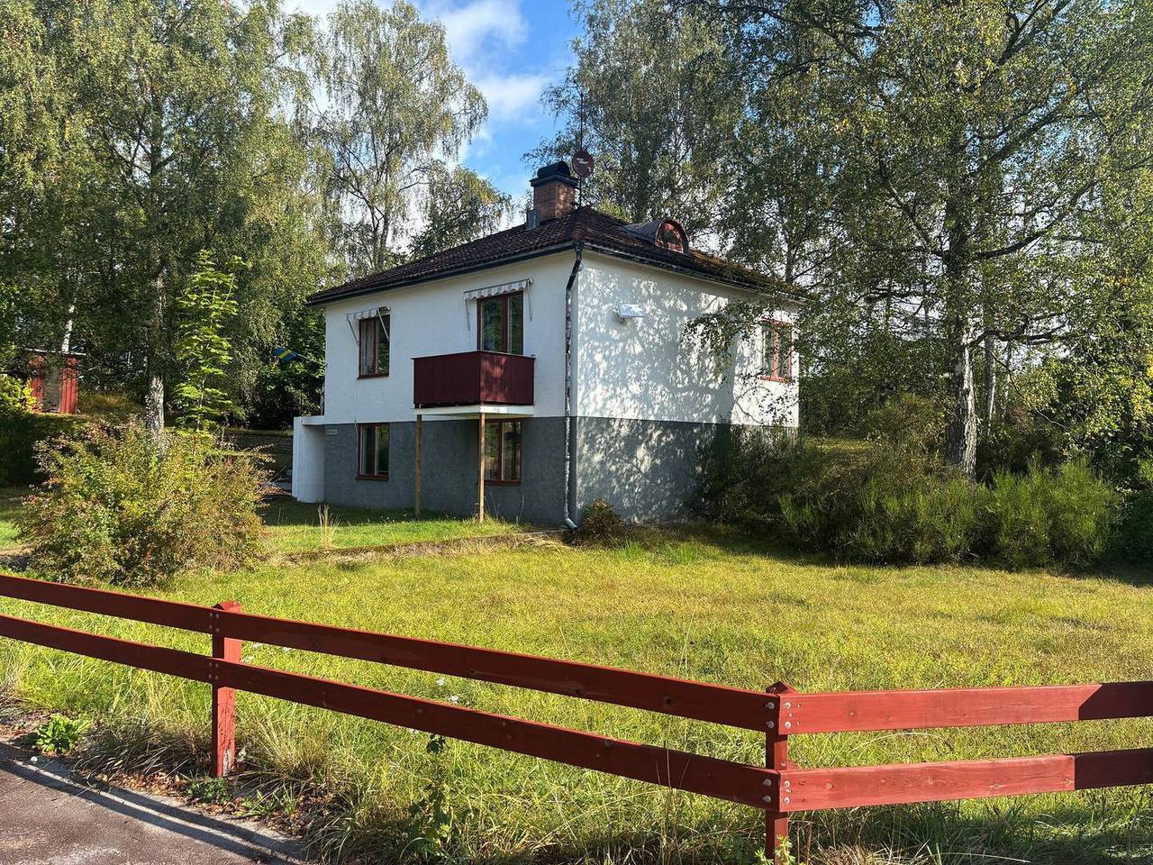 Hus Björk in Fågelfors – Gemütliches Schwedenhaus mit Kaminofen & Internet in Högsby