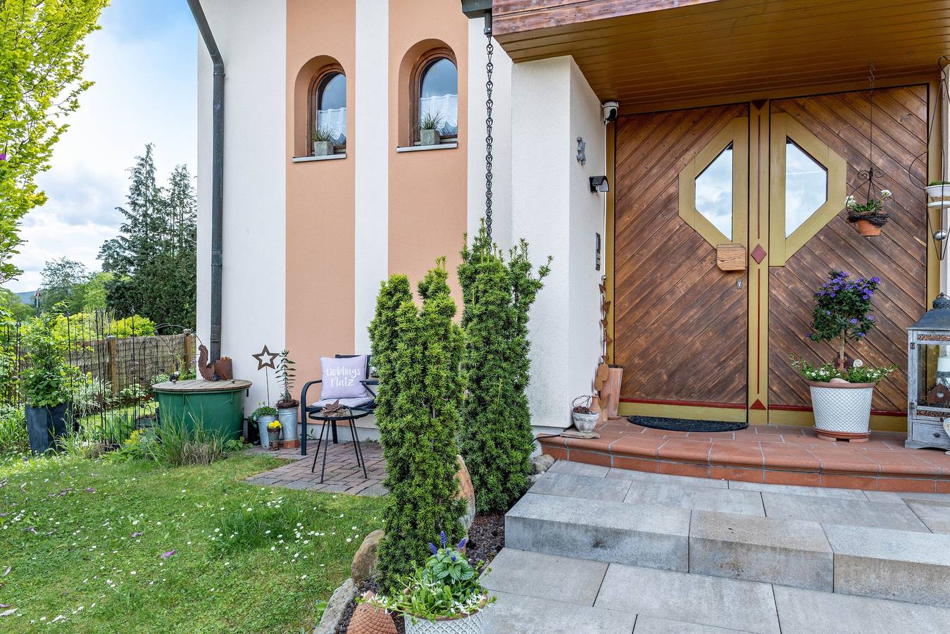 Entire apartment, Holiday Apartment 'Quiet Basement Apartment with Terrace' with Private Terrace, Garden, and Wi-Fi in Altenkunstadt, Oberes Maintal - Coburger Land