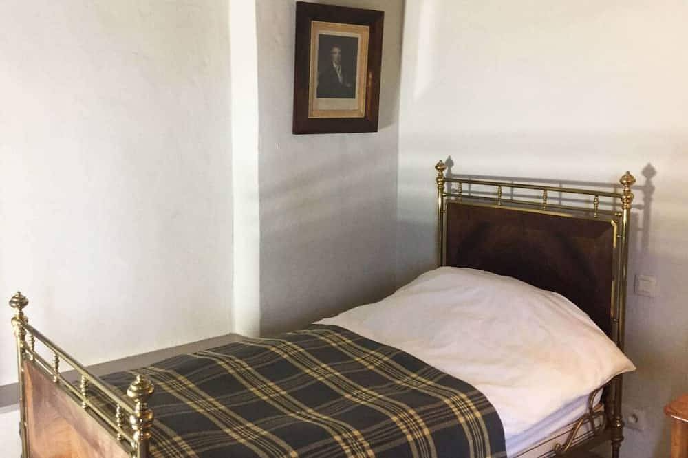 Gîte-Deluxe-Nasszelle-Blick auf das Wahrzeichen in Braine-l'Alleud, Wallonisch-Brabant