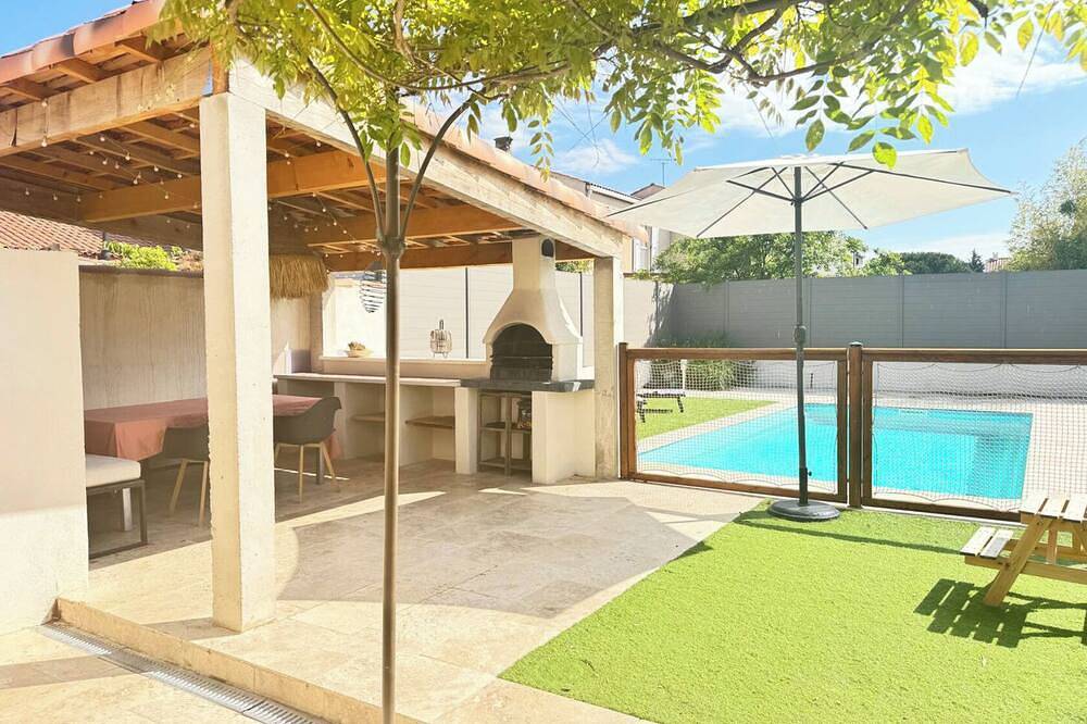 Family villa with pool 10min from Mpl (train station and airport) and beaches in Lattes, Côte d'Améthyste