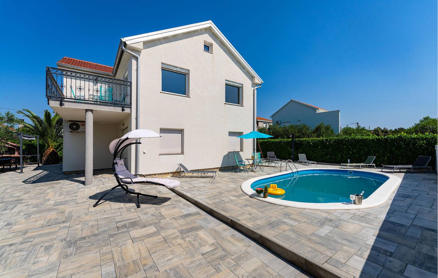 Vakantiehuis voor 12 personen met terras in Polača, Zadar