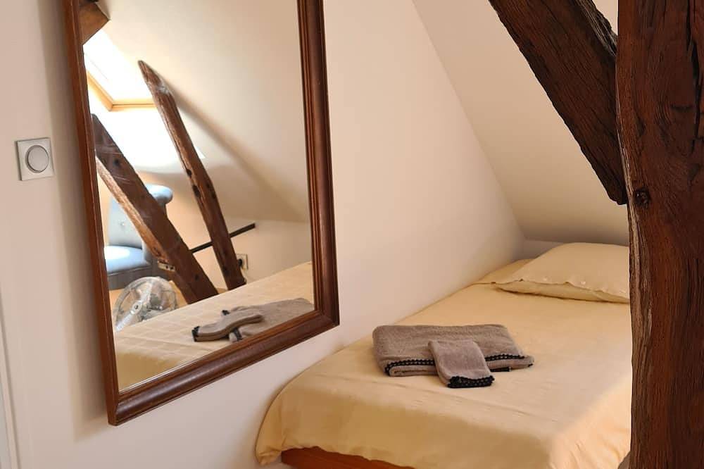 Ravissante maison de pierres,3*, au calme, proches commodités, Touraine Cottage in Montlouis-sur-Loire, Région de Tours