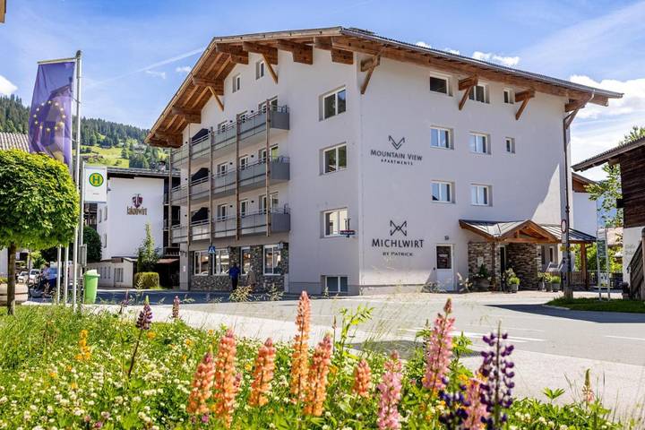 Aparthotel voor 7 personen, with sauna and uitzicht as well as balkon - 1