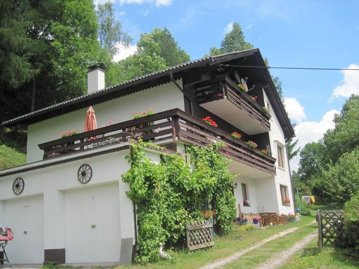 Maison d’hôte pour 6 personnes, avec Balcon et Terrasse ainsi que Jardin et Vue à Radenthein