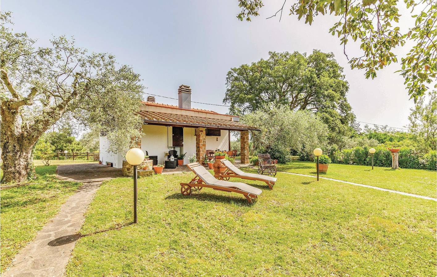 Appartamento con giardino con parcheggio e aria condizionata in Provincia di Grosseto