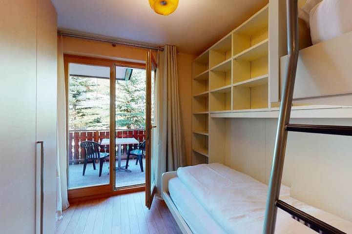 Ganze Wohnung, Modern 3½ room flat on the ground floor, approx. in Madulain, Sankt Moritz