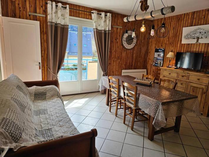 Appartement de vacances pour 6 personnes, avec vue ainsi que jardin et terrasse