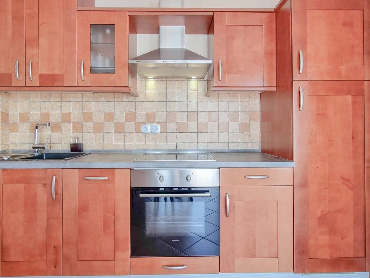 Ganze Wohnung, Apartment mit Meerblick für 4 Personen in Crveni Vrh, Umag und Umgebung