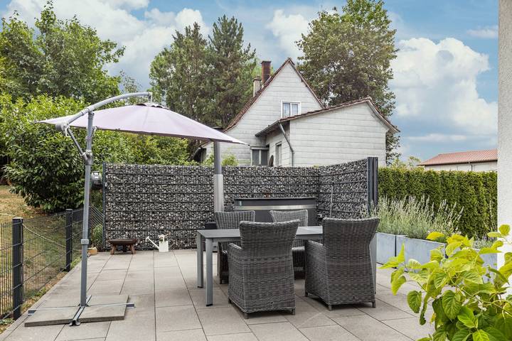 Entire apartment, Apartment 'Helga's Horizon' with Private Terrace, Wi-Fi and Hot Tub in Rottweil, Central Black Forest
