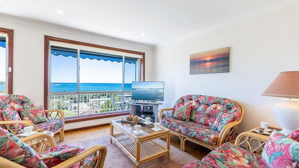 10 Garuwa Street - Fabulous Fingal in Fingal Bay, Hunter Valley