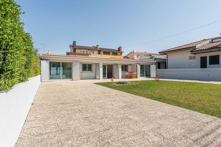 Ferienhaus für 4 Personen, mit Garten, kinderfreundlich
