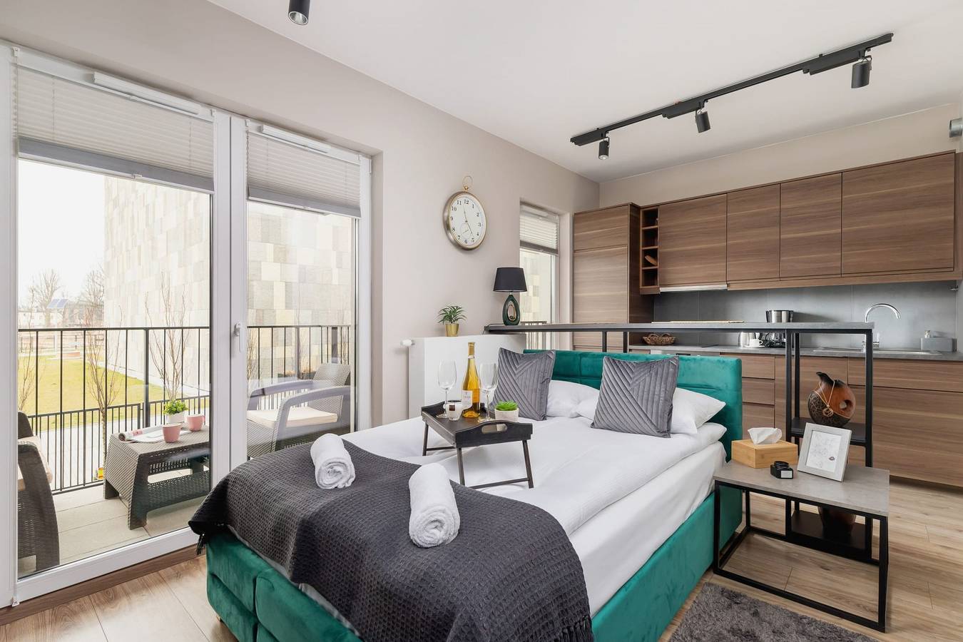 Entire studio, Rakowicka 22D Elegant Studio Remote Work in Cracow, Lesser Poland