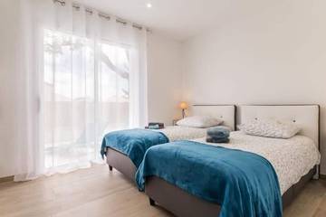 Cottage for 4 People in Chaumes-en-Retz, Saint-Nazaire region, Photo 3