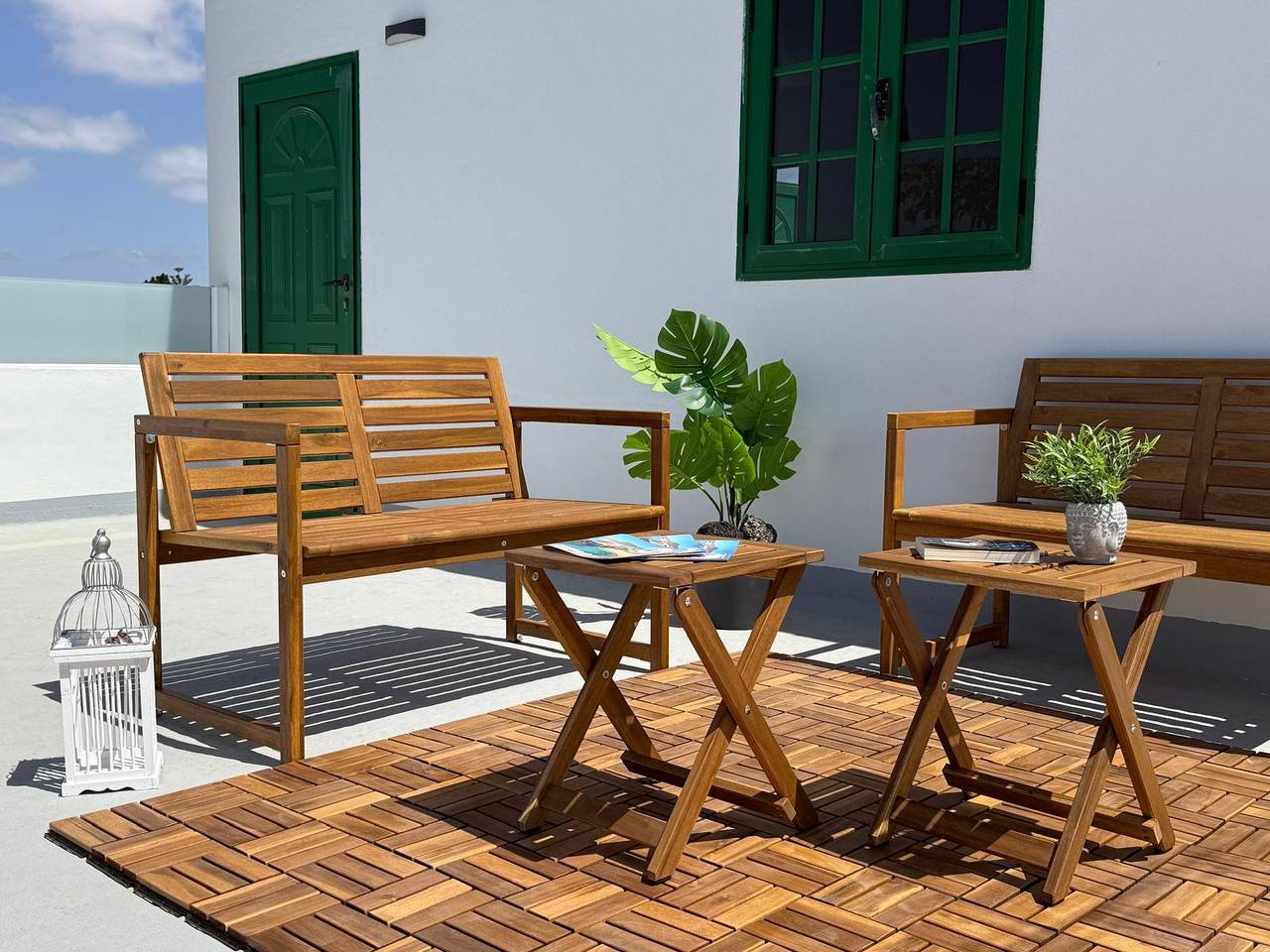 Apartamento vacacional entero, Habitación La Gomera con baño privado externo in Tinajo, Parque Nacional de Timanfaya