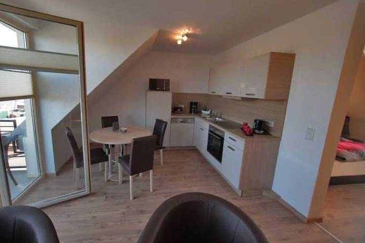 Ferienwohnung für 4 Personen, mit Balkon und Terrasse in Wieck (Greifswald) - 3