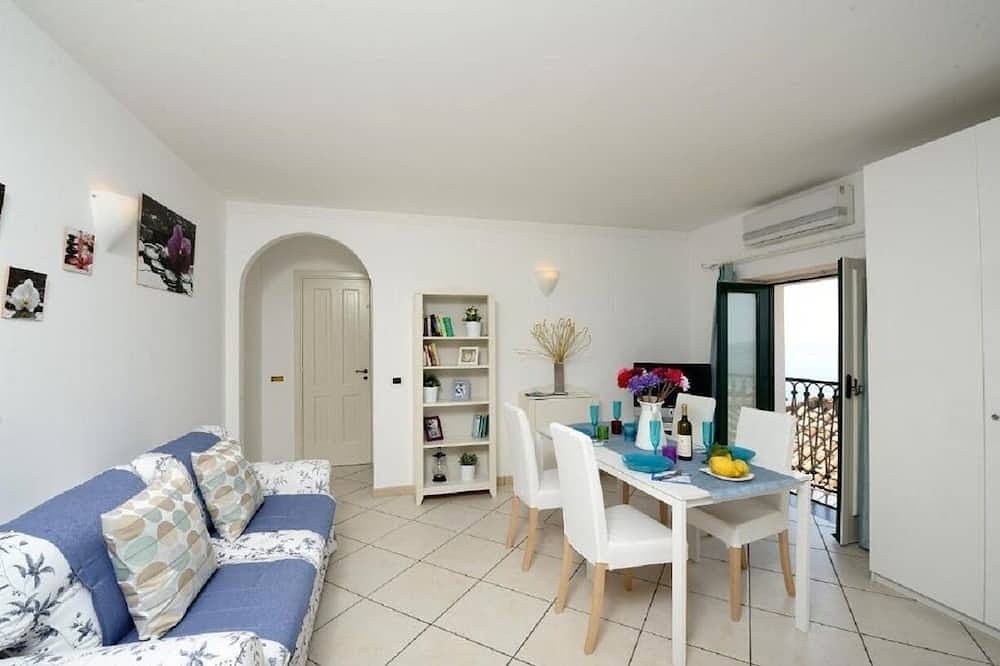 Entire apartment, Ciliegia by Amalfivacation.it - Sea View, Few Steps from the Beach in Minori, Sorrento Coast