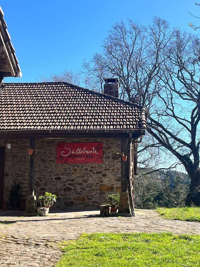 Casa rural para 14 personas, con jardín y vistas, Se admiten mascotas en Reserva de la Biosfera de Urdaibai - 3
