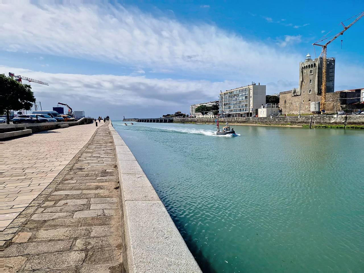 Entire apartment, 1 Room 2 People in Les Sables-d'Olonne, Vendée