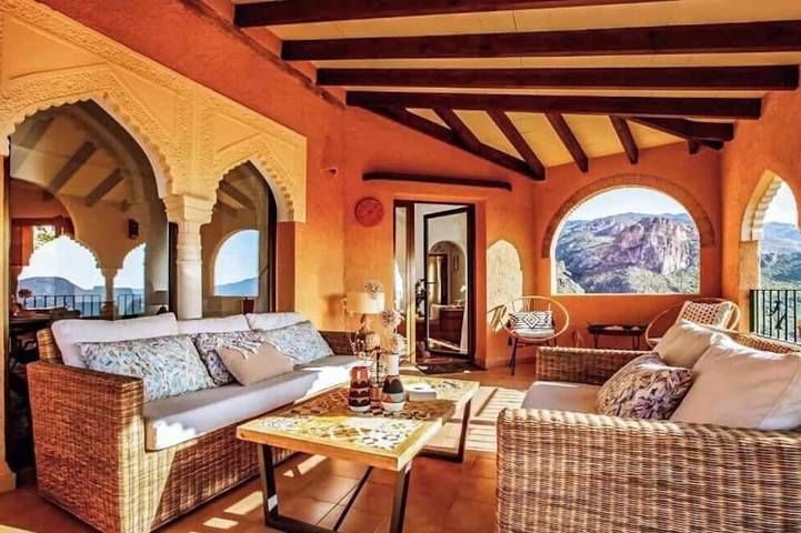Villa für 6 Personen, mit Balkon und Garten - 1