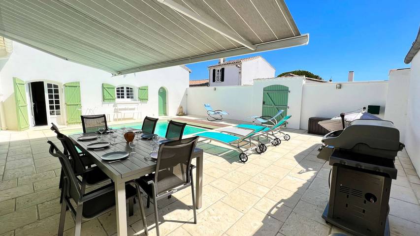 Gîte pour 10 personnes, avec jardin et piscine, animaux acceptés à Loix - 2