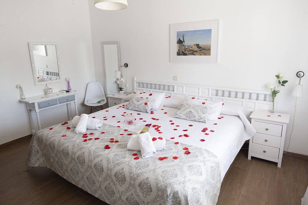 Hotel Consuegra, ¡Te Sentirás Como En Casa! in Consuegra, Provincia de Toledo