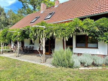 Ferienwohnung für 5 Personen, mit Terrasse und Garten, kinderfreundlich in Burg (Spreewald)
