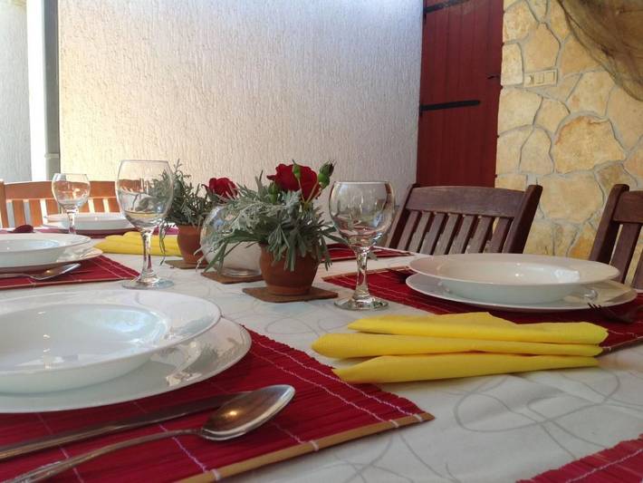 Mit Garten, Grill und Terrasse in Okrug Gornji, Ciovo