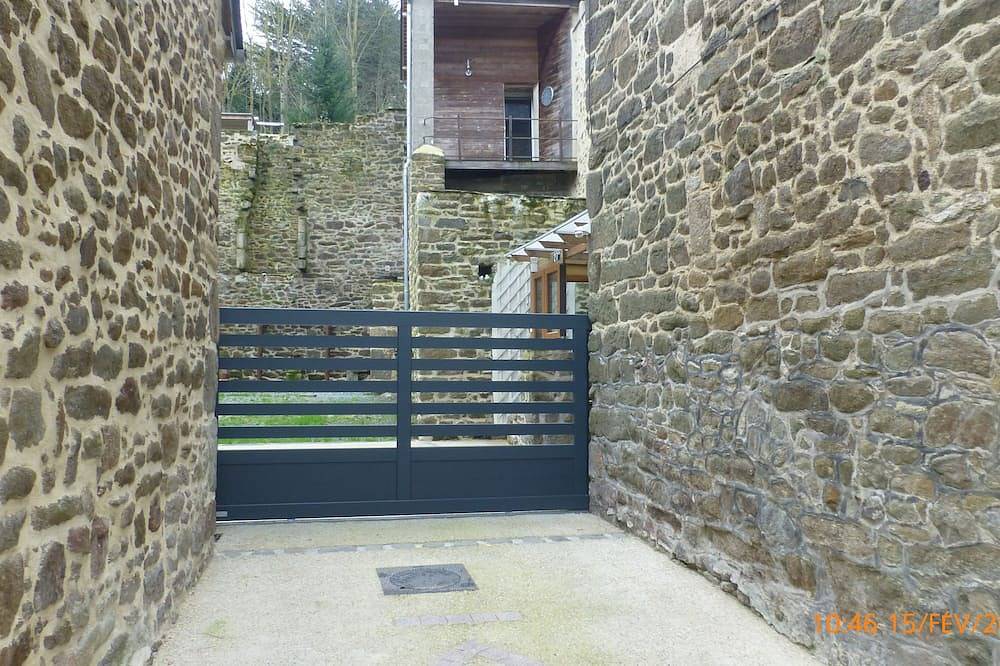 Apartamento entero, Ubicado en el puerto de Dinan: encantador apartamento dúplex con carácter y calidez. in Lanvallay, Región de Dinan