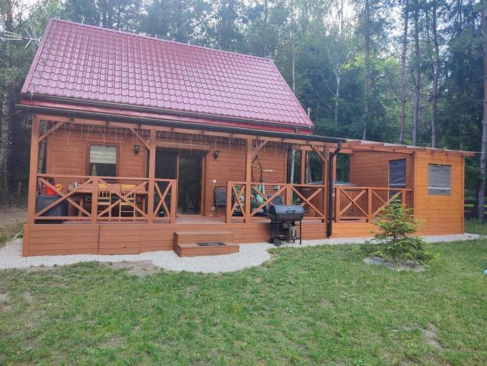 Domek letniskowy dla 6 osób, z widok i ogród oraz sauna, zwierzęta dozwolone na Mazury