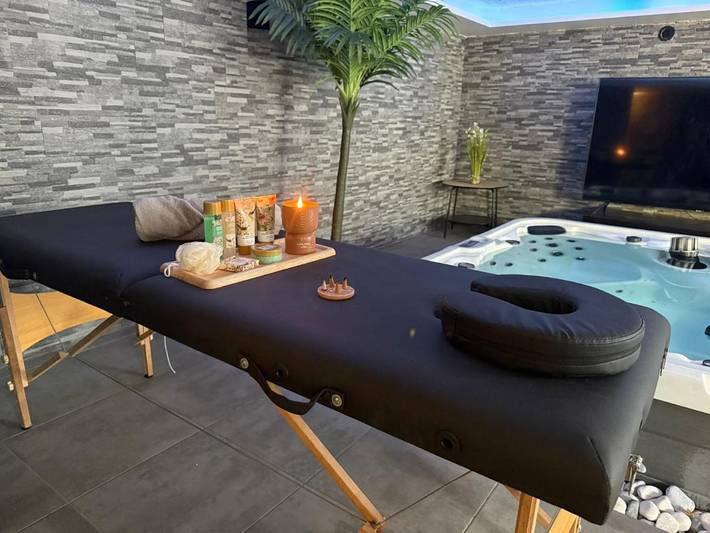 Hôtel pour 2 personnes, avec jacuzzi ainsi que sauna et terrasse à Portet-sur-Garonne - 2