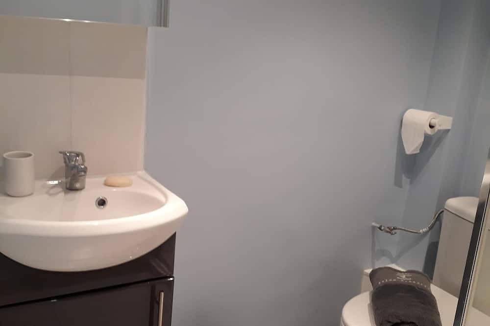 Appartement entier, Studio De Charme  Centre Ville Honfleur Ménage Et Linge De Lits Compris in Honfleur, Région de Lisieux