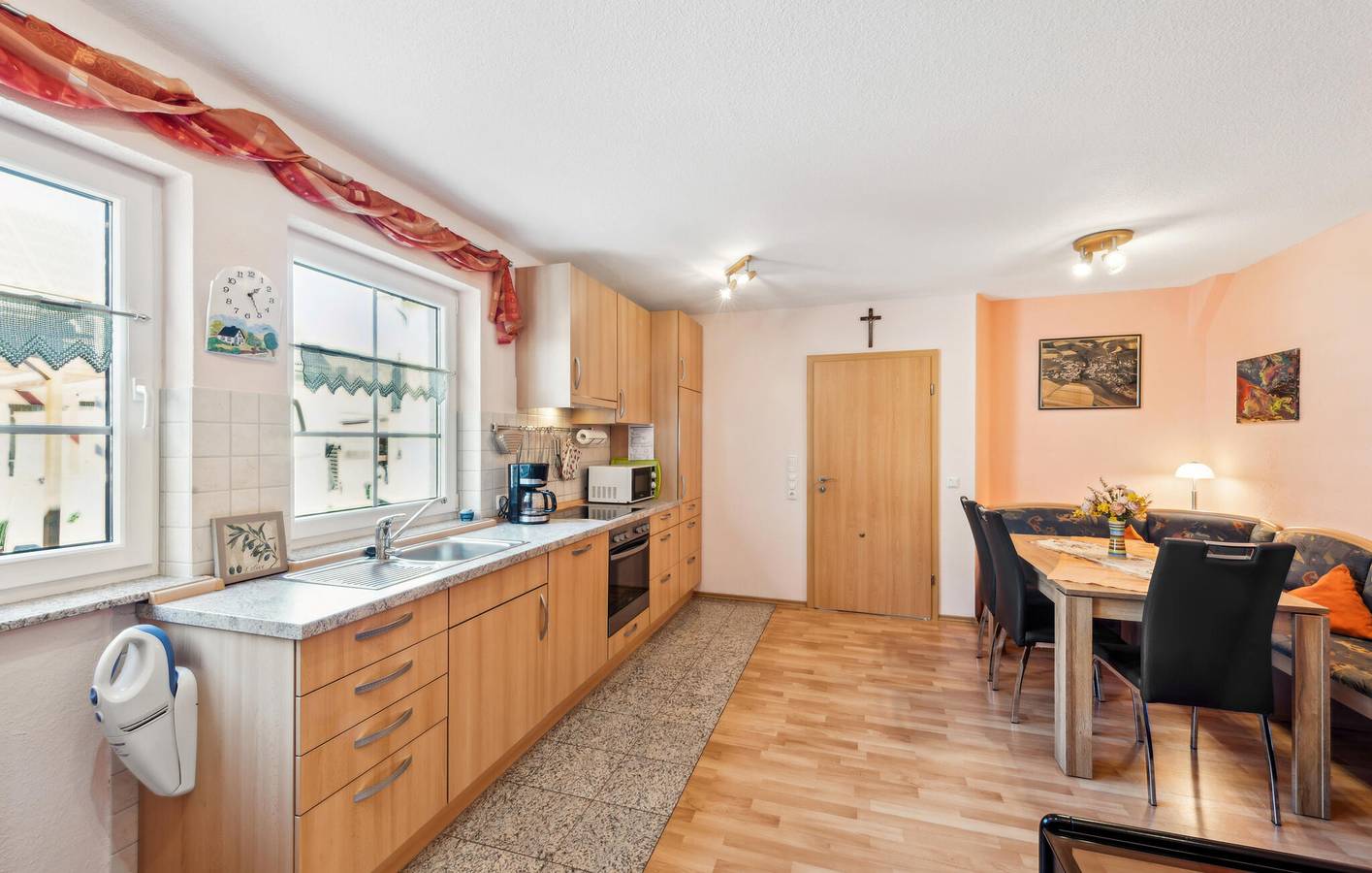 Ruhige Gartenwohnung mit Parkplatz, WiFi in Trautzberg in Strohn, Vulkaneifel