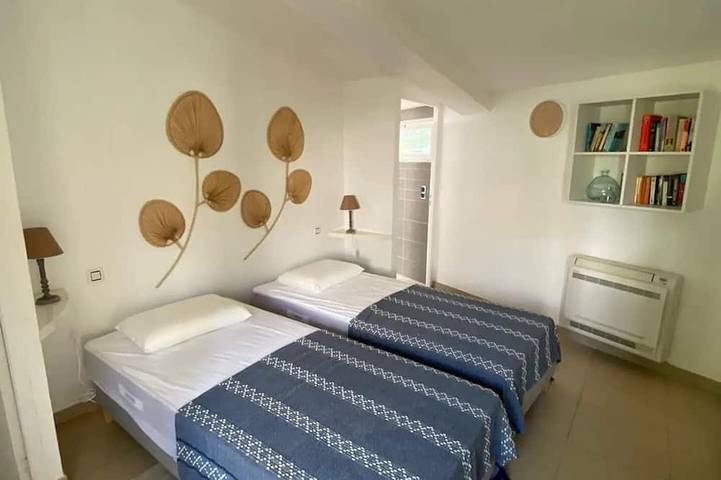 Gîte pour 3 personnes, avec piscine et terrasse ainsi que jacuzzi et jardin à Céret - 2