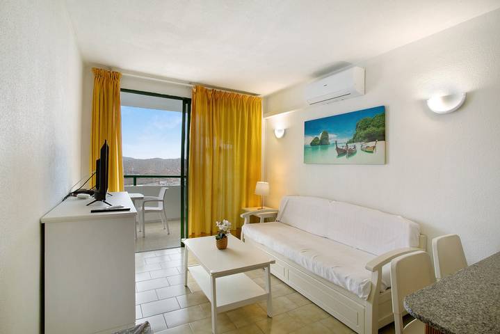 Ferienwohnung für 4 Personen, mit Kinderpool und Balkon in Puerto Rico (Gran Canaria) - 2