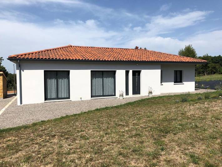 Location de vacances pour 8 personnes, avec vue ainsi que jardin et piscine dans Gorre - 3