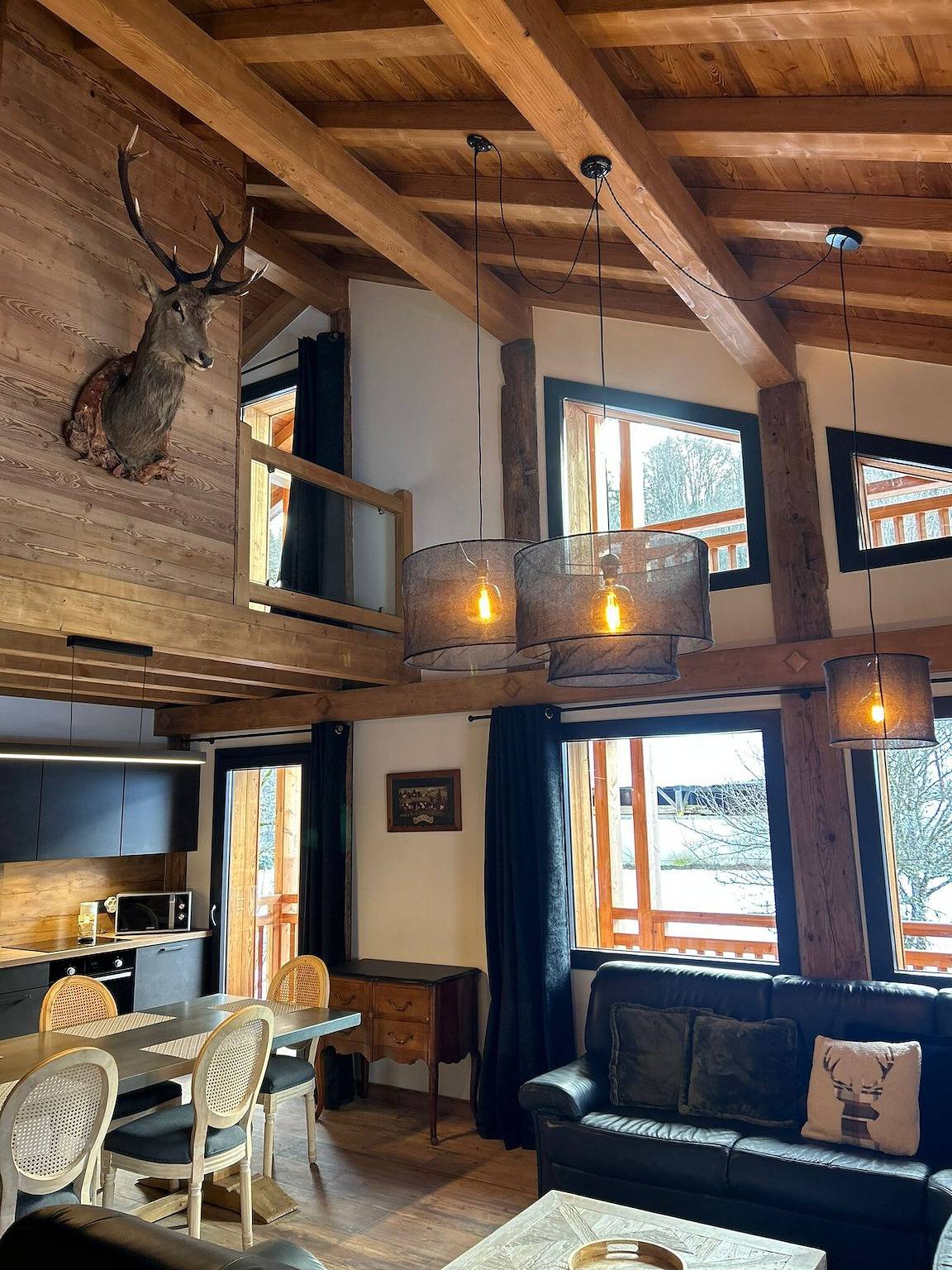 Appartement entier, Appartement 6 pers rénové à 2 min des pistes, vue montagne, terrasse privée in Station de Morillon, Grand Massif