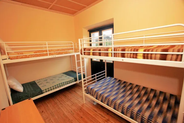 Hostal para 22 personas, con vistas y jardín, Se admiten mascotas - 1