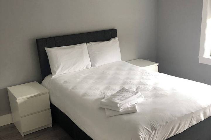 Bay View Holiday Home Galway City in Eyre Square, Galway