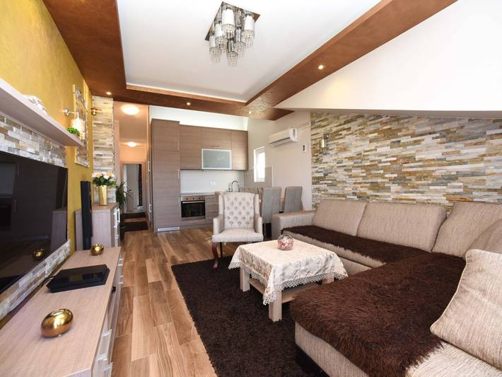 Gîte pour 4 personnes, avec balcon dans Tivat - 2