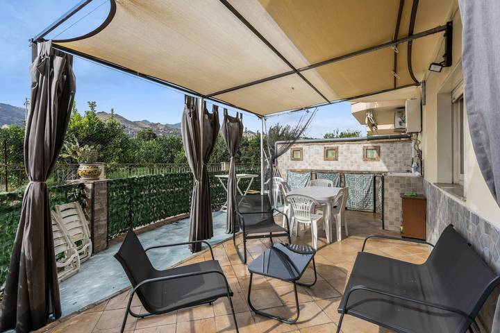 Hel lägenhet, Apartment 'Casa in Complesso Sonia' with Private Terrace in Santa Teresa di Riva, Messina provins