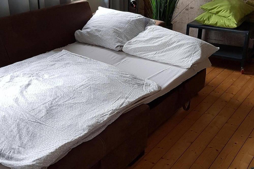 Ganze Wohnung, Top 3 Zimmer, ruhig, grosszügig, zentrumsnah,4Fahrräder,Parken kein Problem in Osnabrück, Osnabrücker Land