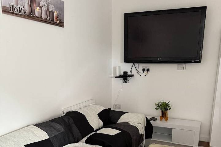 Apartment for 2 people in Milton Keynes