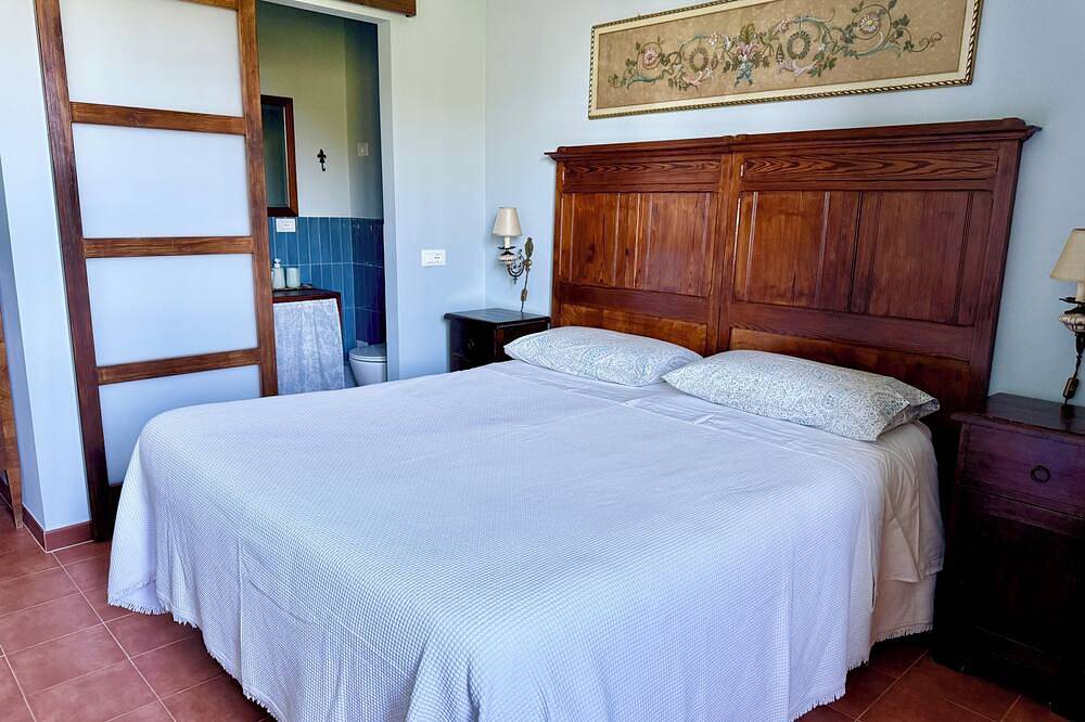 Belvedere Farmhouse: 2Br, 2Ba, Ac | Bolgheri & Sea in Castagneto Carducci, Etruscan Coast