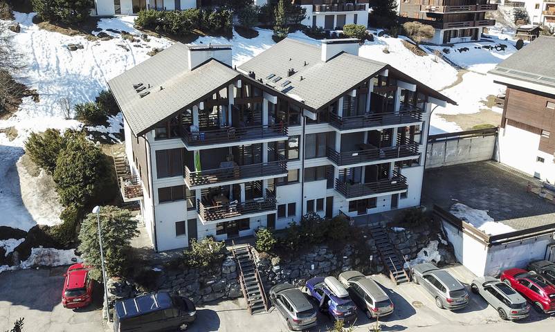 Ferienwohnung für 2 Personen, mit Balkon/Terrasse und Terrasse sowie Garten in Vercorin