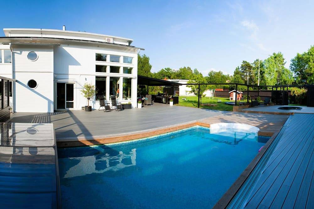 Villa för 16 Personer in Huddinge, Svenska Östersjön