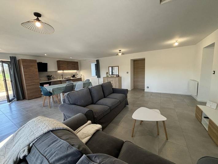 Gîte pour 6 personnes, avec jardin et terrasse, animaux acceptés dans Allier - 2